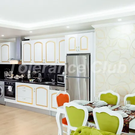 Melda Palace מלון דירות 3*