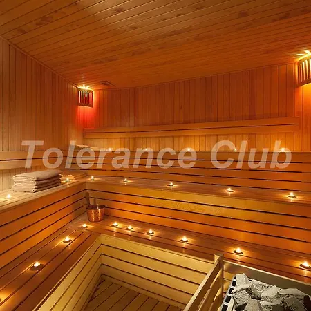 Melda Palace מלון דירות 3*