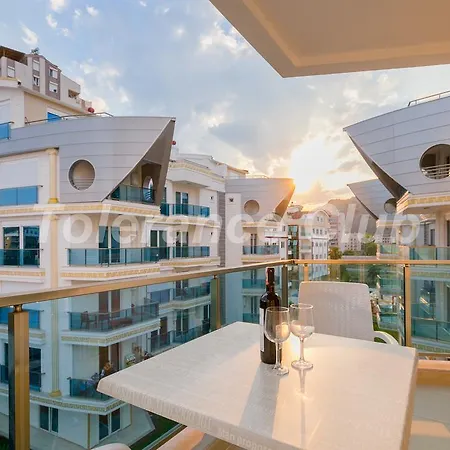 מלון דירות Melda Palace 3*
