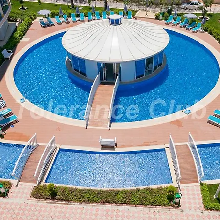 Melda Palace מלון דירות